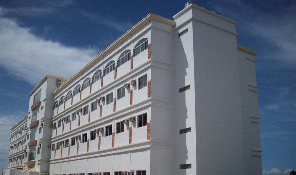 Days Hotel Cebu - Toledo Exterior photo